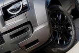 Land Rover Defender 110 OCTA FACELIFT PANO CARBON AHK - Land Rover Defender: Octa