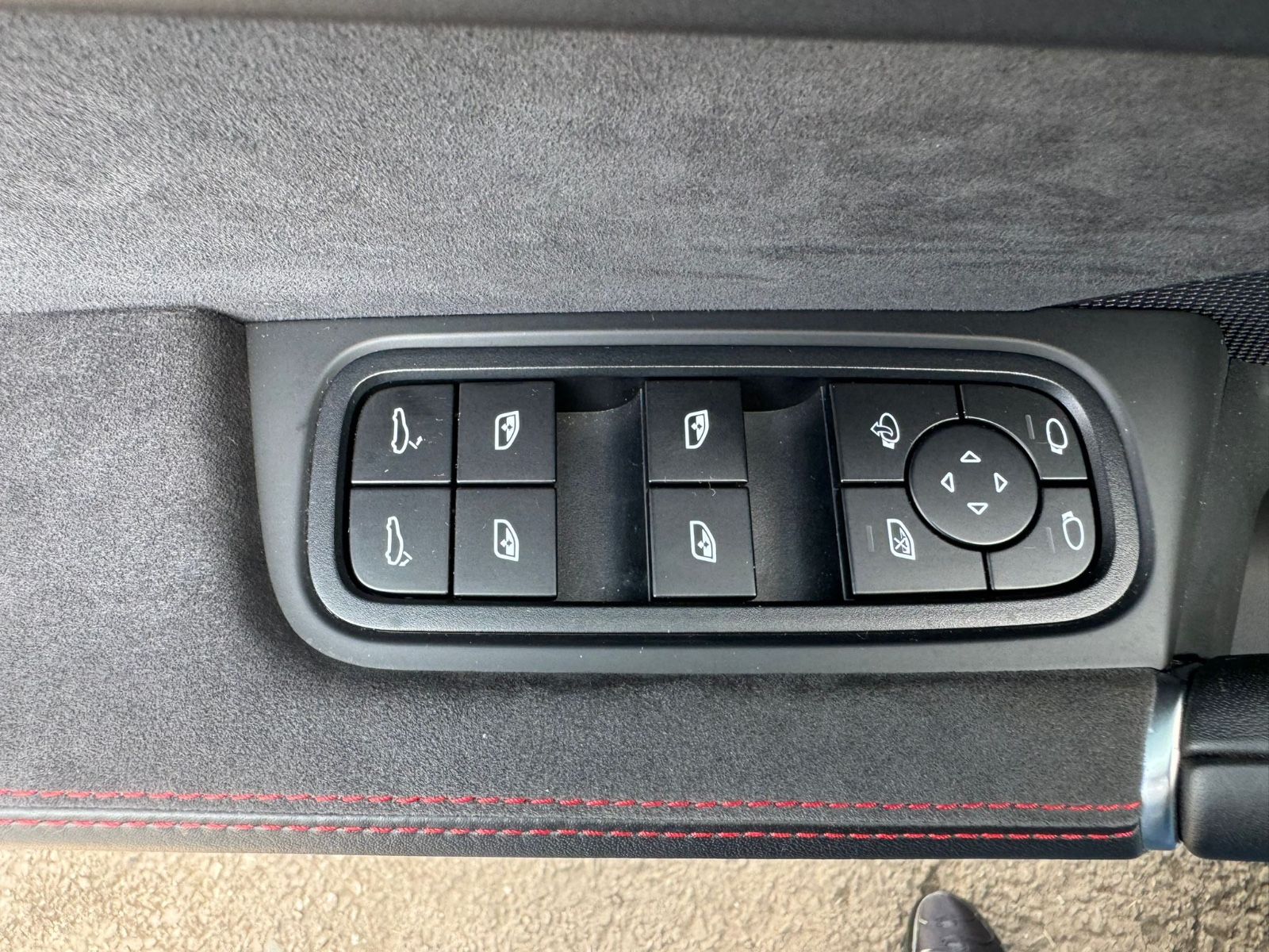 Fahrzeugabbildung Porsche Cayenne GTS Panorama+Sportabgas+HeadUp