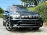 Volkswagen Tiguan Allspace United 4Motion&R-LINE&LED&PANO& - VW Tiguan Allspace Gebrauchtwagen in Berlin
