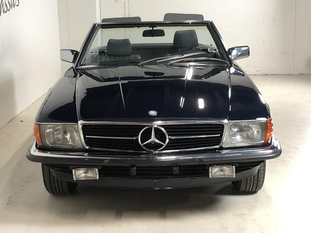 Mercedes-Benz SL 380