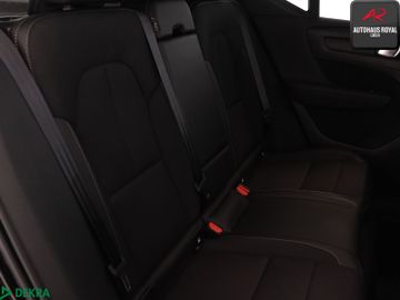Volvo XC40 - 12