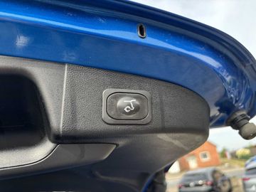 Ford Focus Turnier 2.0 EcoBlue Aut. ST-Line NaviLED