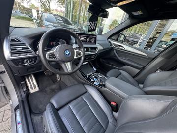 صورة 4 لـ 2024 BMW IX3