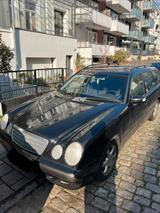 Mercedes-Benz Mercedes Benz e220 w210 Kombi - : Kombi, W210