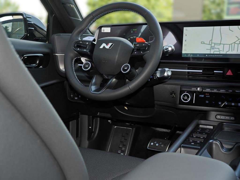 Fahrzeugabbildung Hyundai IONIQ 6 N 2xKlima 360 4xSHZ ACC AUT HUD Kam. LM