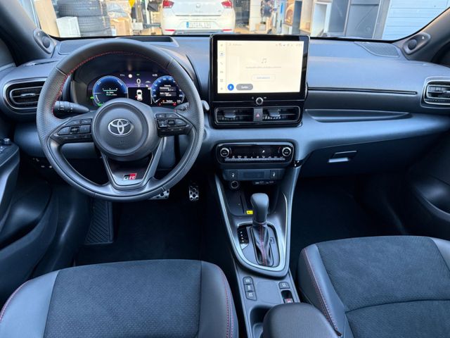 Yaris Hybrid GR Sport Head Up Display