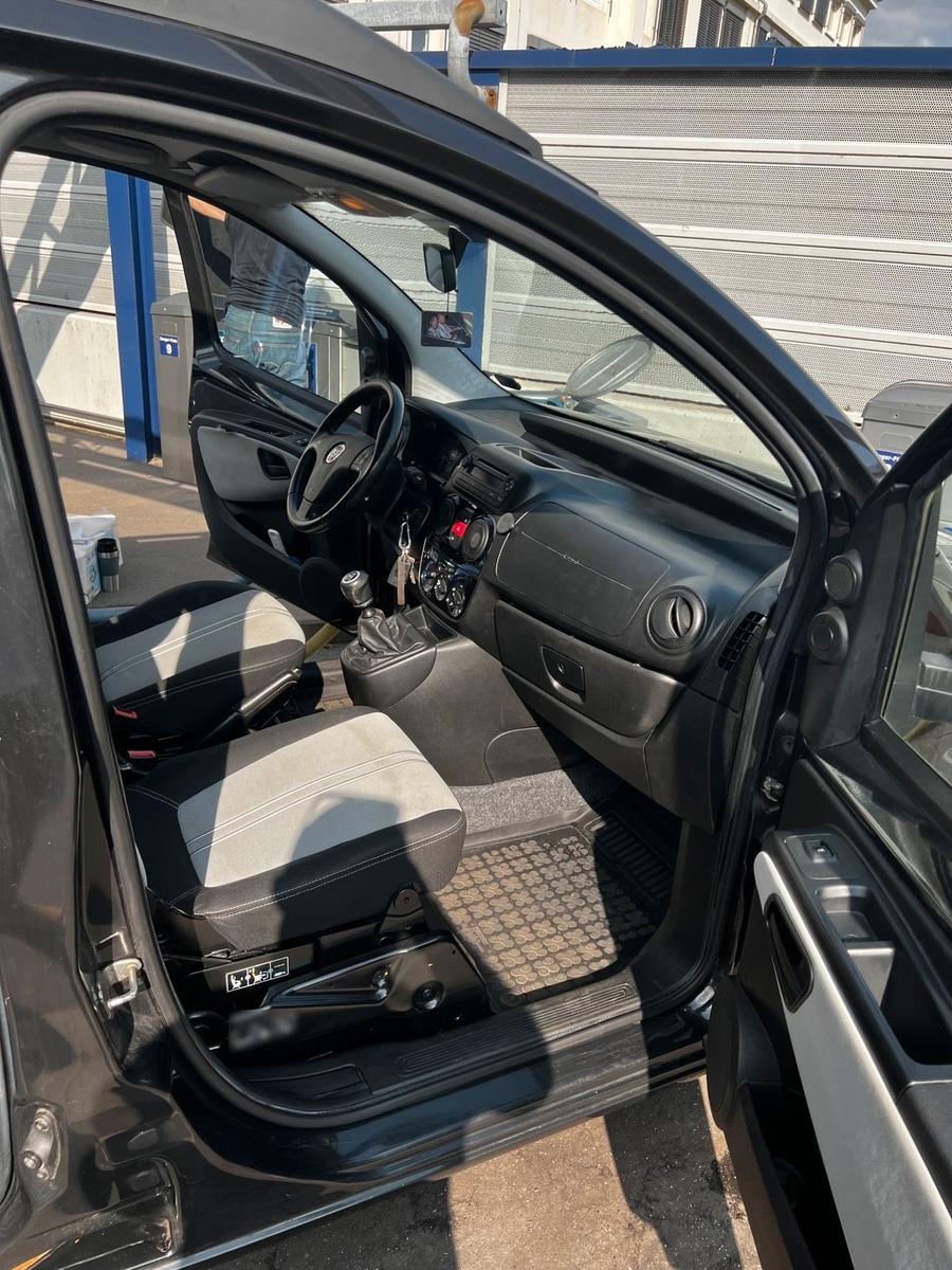Fiat Qubo 2011 — photo 15