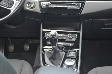 BMW 218 Active Tourer - 12