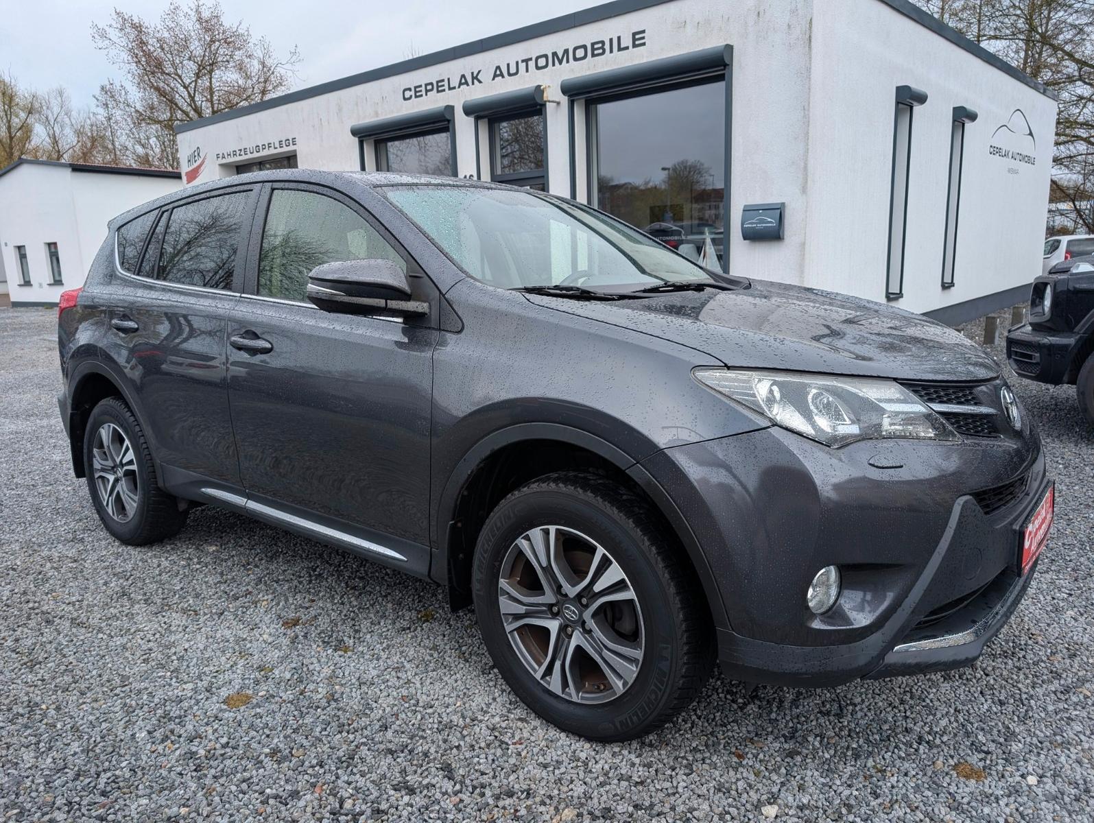 Toyota RAV 4  Allrad 2.2 D / Klimaautom./ nur 79800 km