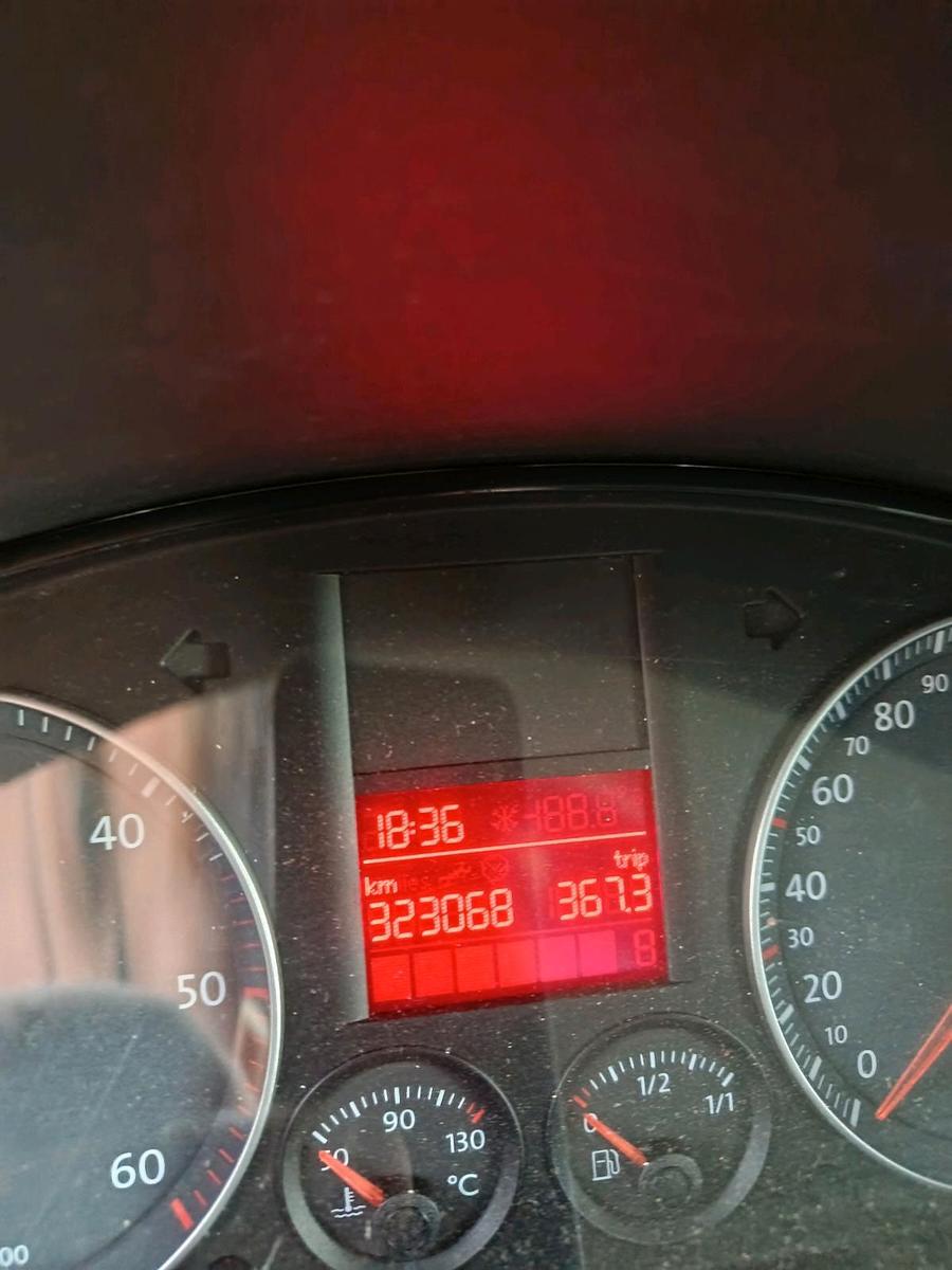 Volkswagen Caddy 2006 — photo 12