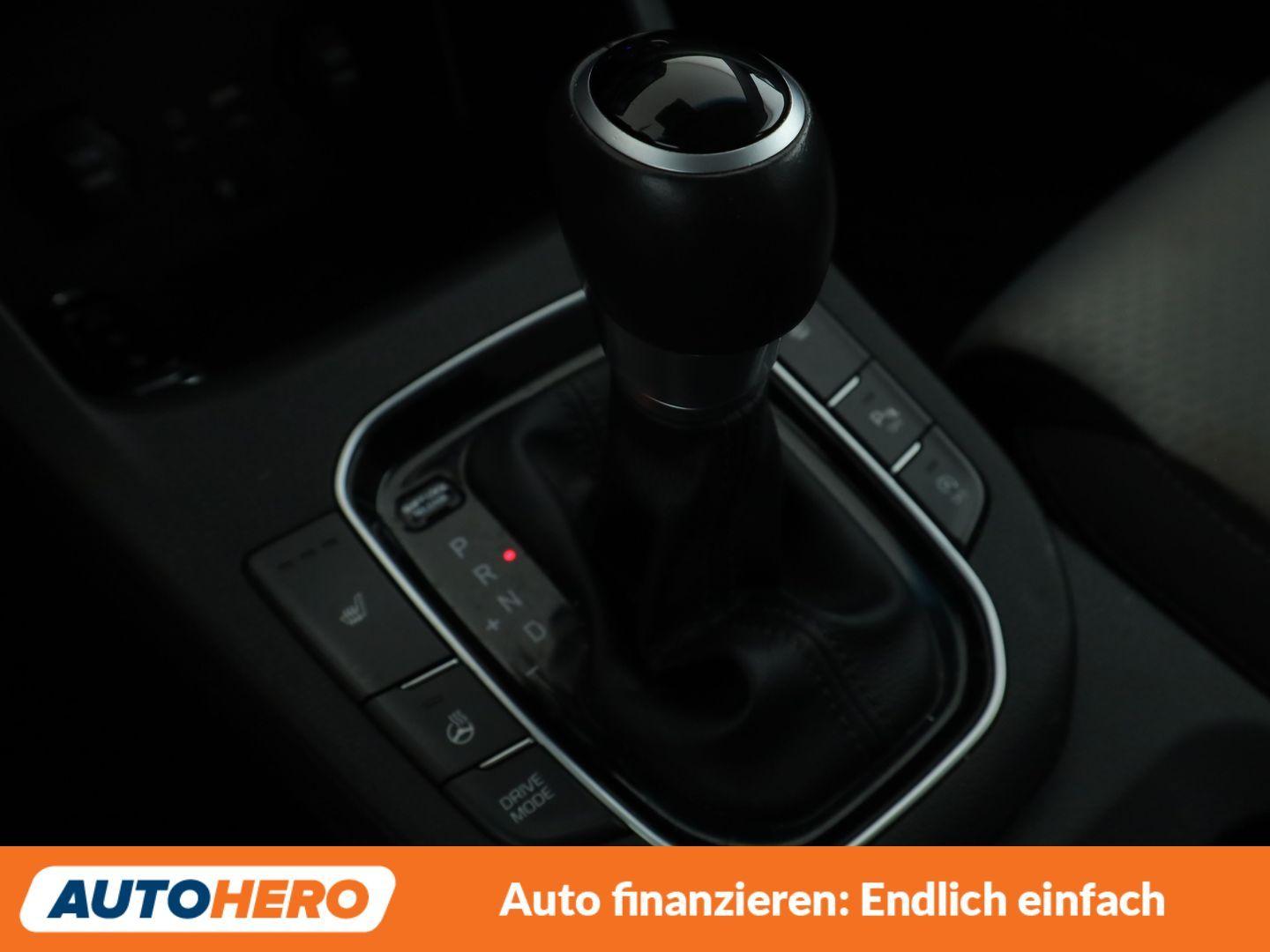 Hyundai i30 1.4 TGDI Trend Aut*NAVI*LED*TEMPO*CAM*PDC*