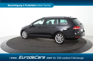Volkswagen Golf - 11