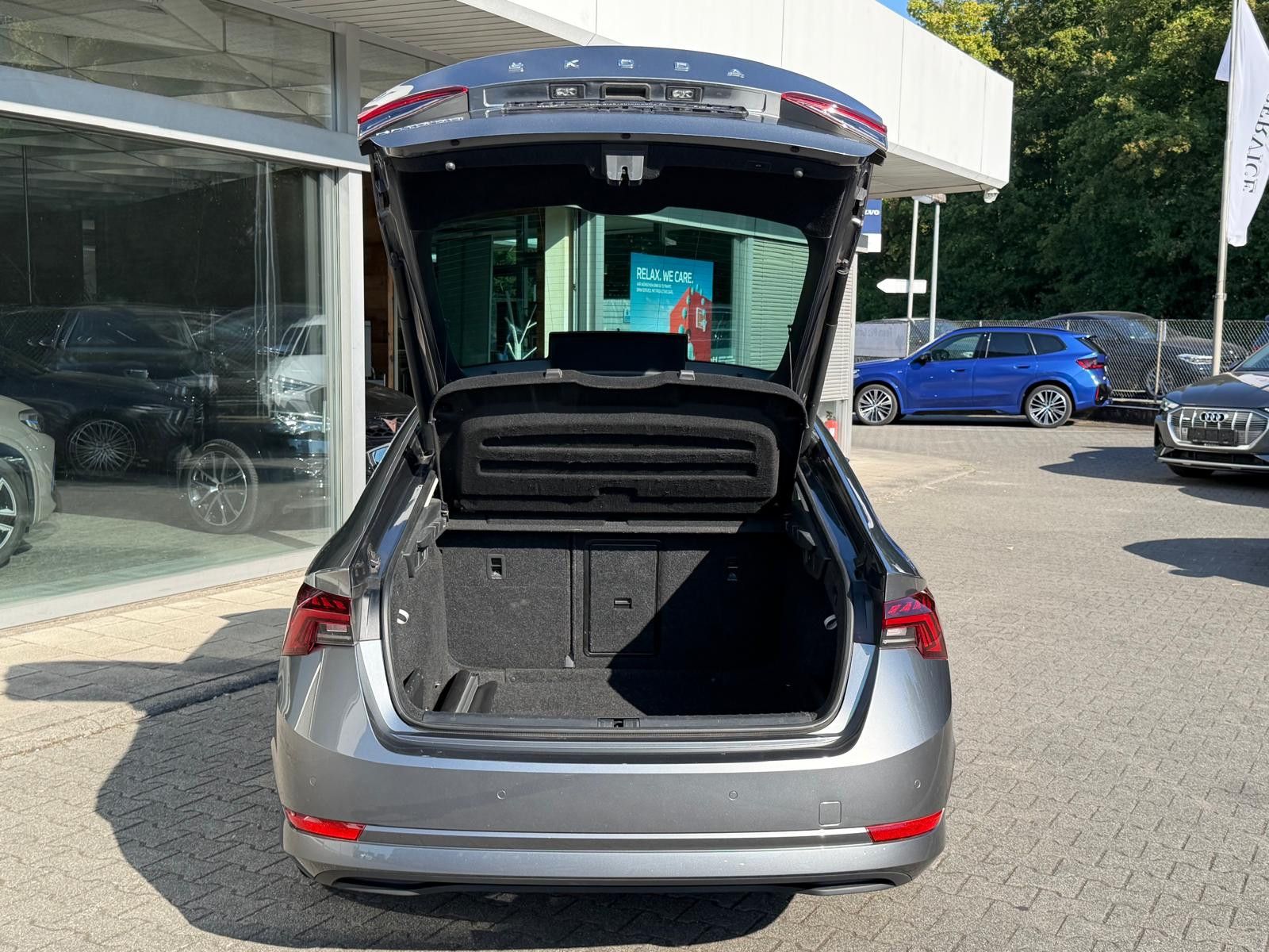 Fahrzeugabbildung SKODA Octavia 2.0TDI Style >VIRTU+HEAD+LED+SHZ+ACC+18"