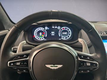 صورة 9 لـ 2021 Aston Martin DBX