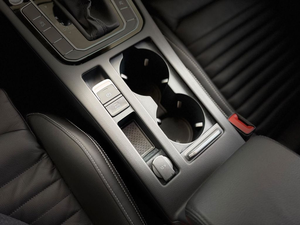 VW Passat Variant - Bild 17