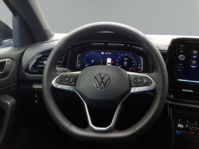 Fahrzeugabbildung Volkswagen T-Roc Black Style 2.0TDI DSG AHK Matrix Massage