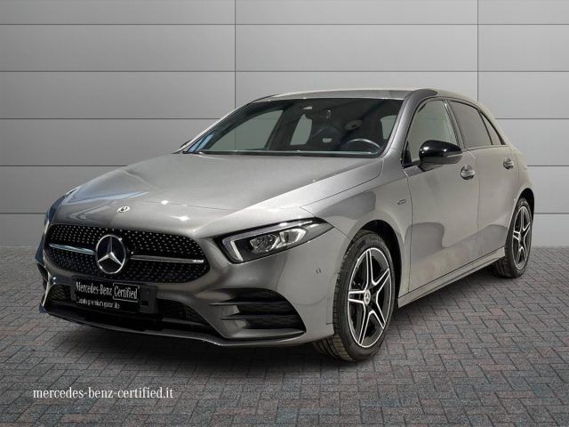 Mercedes-Benz MERCEDES-BENZ A 250 e Auto EQ-Power Premium Navi