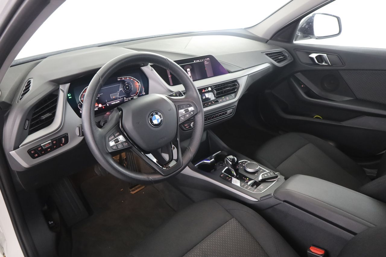 BMW Serie 1 (F40) 116d 5p. Msport Exterior