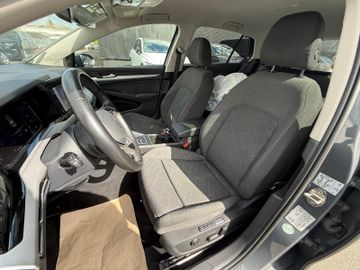 Volkswagen Golf - 8