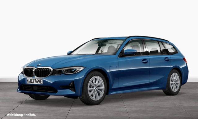 BMW 330e xDrive Touring