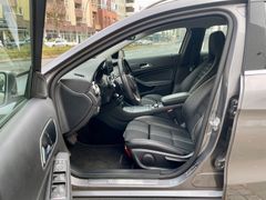 Fahrzeugabbildung Mercedes-Benz GLA 250 Urban-/Progressive-Paket Navi Garantie!