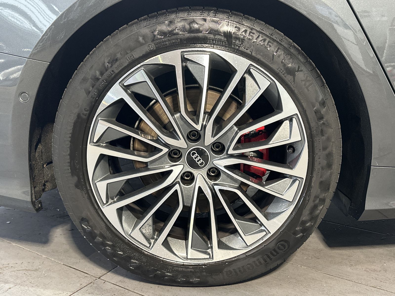Fahrzeugabbildung Audi A6 55 TFSI e Quattro S-Line NAV+MATRIX+AHK+PANO