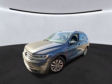 Volkswagen Tiguan - 5