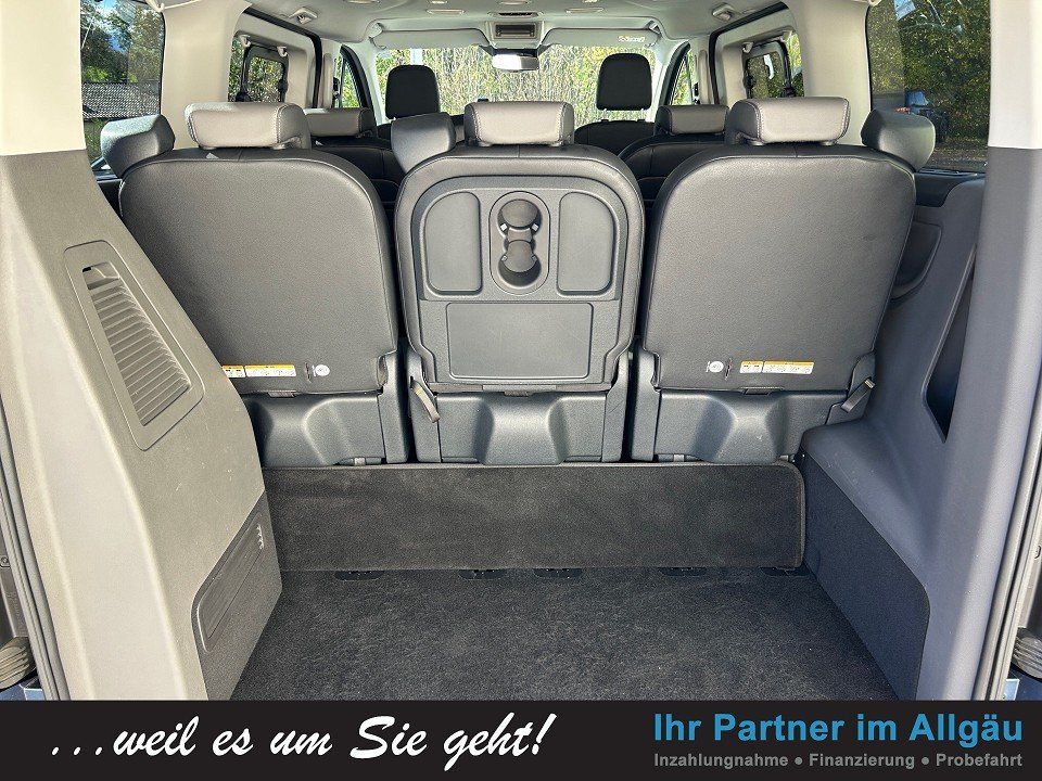 Fahrzeugabbildung Ford TOURNEO CUSTOM 2.0 TDCi AUT L1 8SITZER TITANIUM
