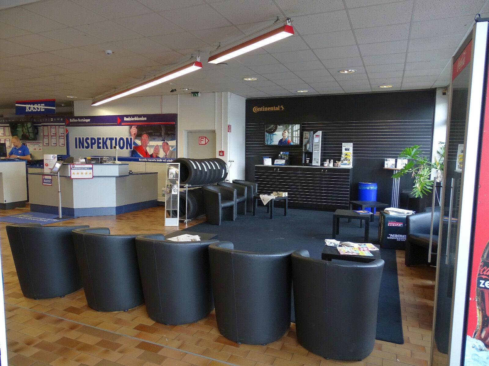 showroom-image-top