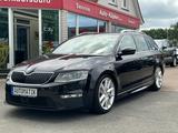 Skoda Octavia Combi RS 2.0 TSI ACC CarPlay NAVI Kamera - Skoda: R2