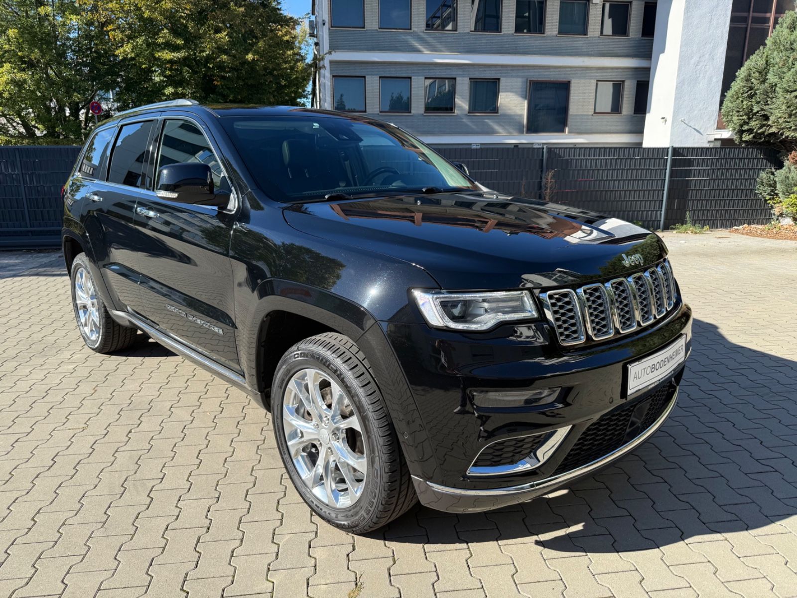Jeep Grand Cherokee 3.0 CRD Summit·MwSt·2Hd·H&K·Pano