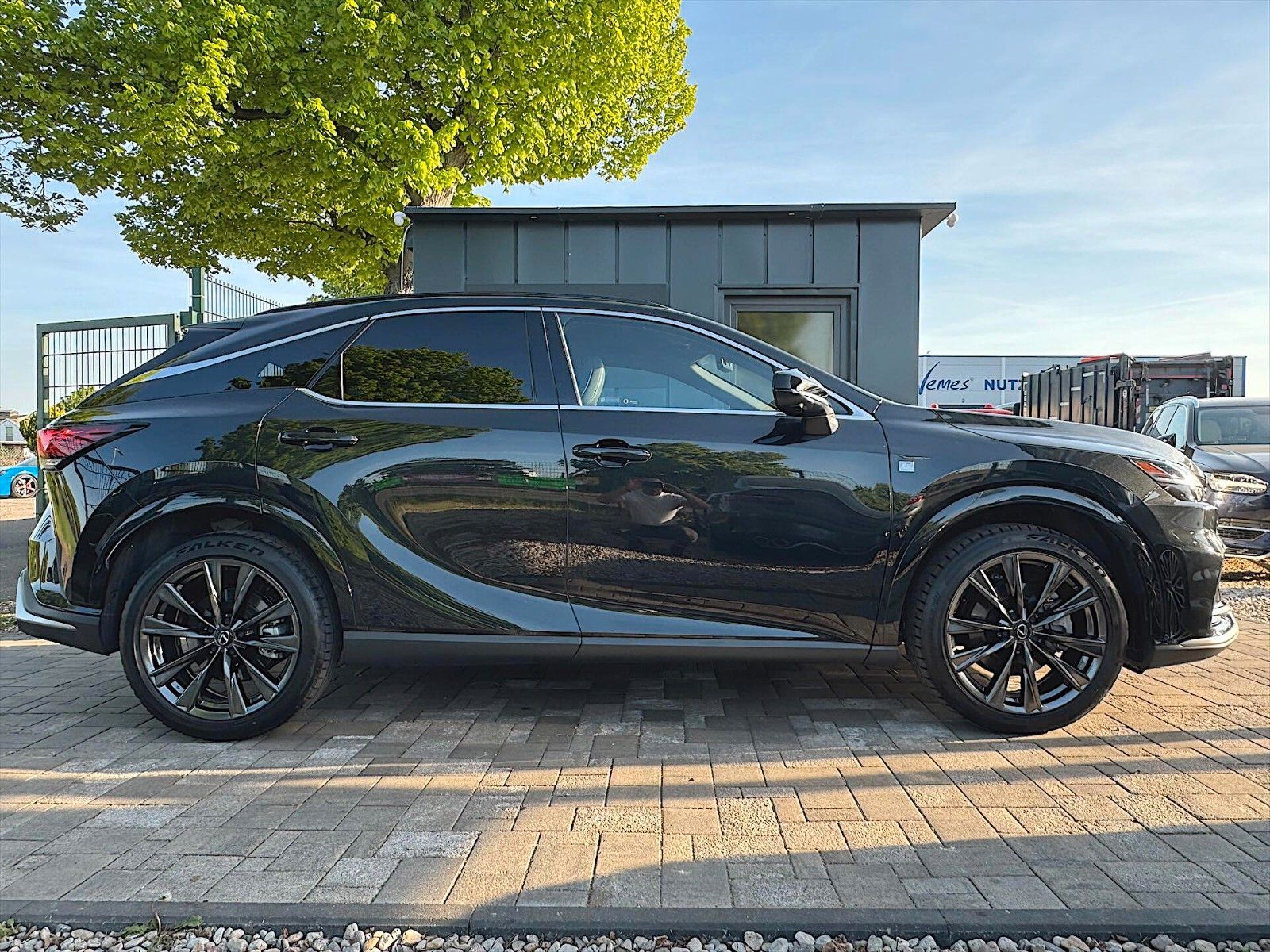Fahrzeugabbildung Lexus RX 350h E-Four F Sport Design *DAB*ACC*Head Up*
