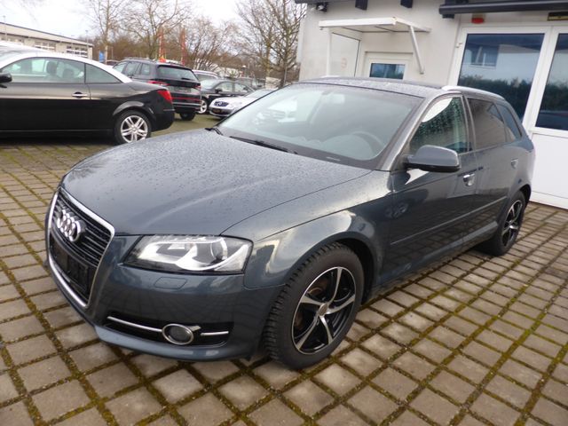 Audi A3 Sportback 1.6 TDI Ambition XENON LED ALU SHZ