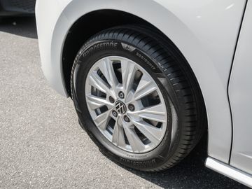 Volkswagen T7 Multivan - 6