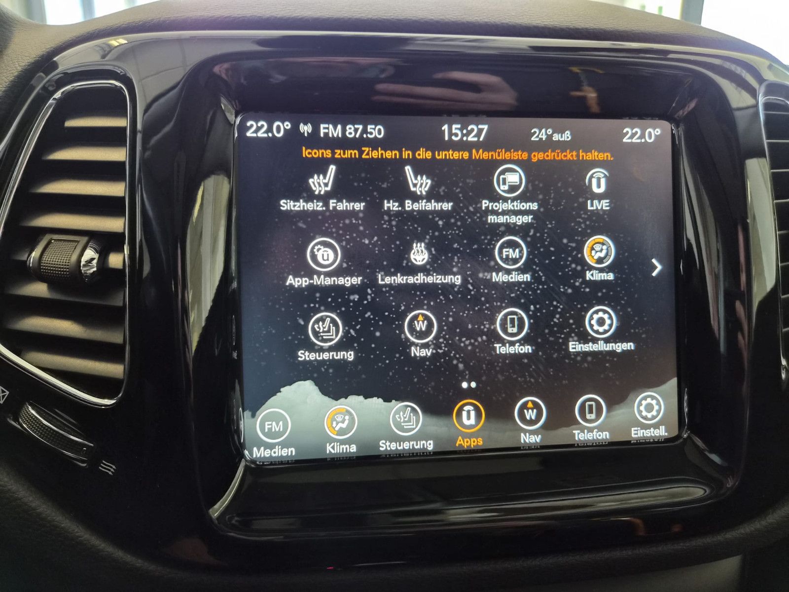 Fahrzeugabbildung Jeep Compass Limited 4WD / LED / NAVI / LEDER