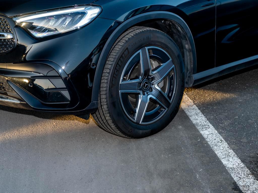 Mercedes-Benz GLC 300 d 4M AMG DISTRONIC AHK KEYLESS SHZ MBUX
