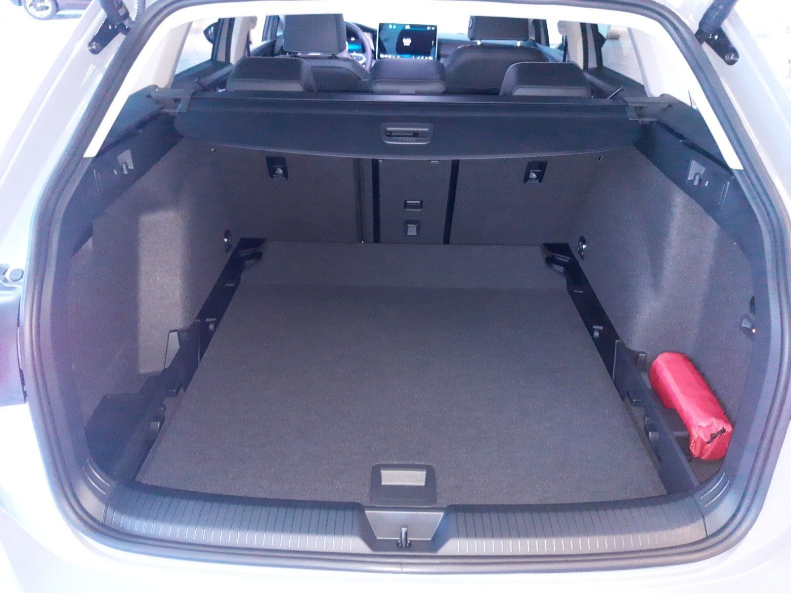 Golf Variant Goal 1,5 eTSI 110 kW DSG  Matrix, A