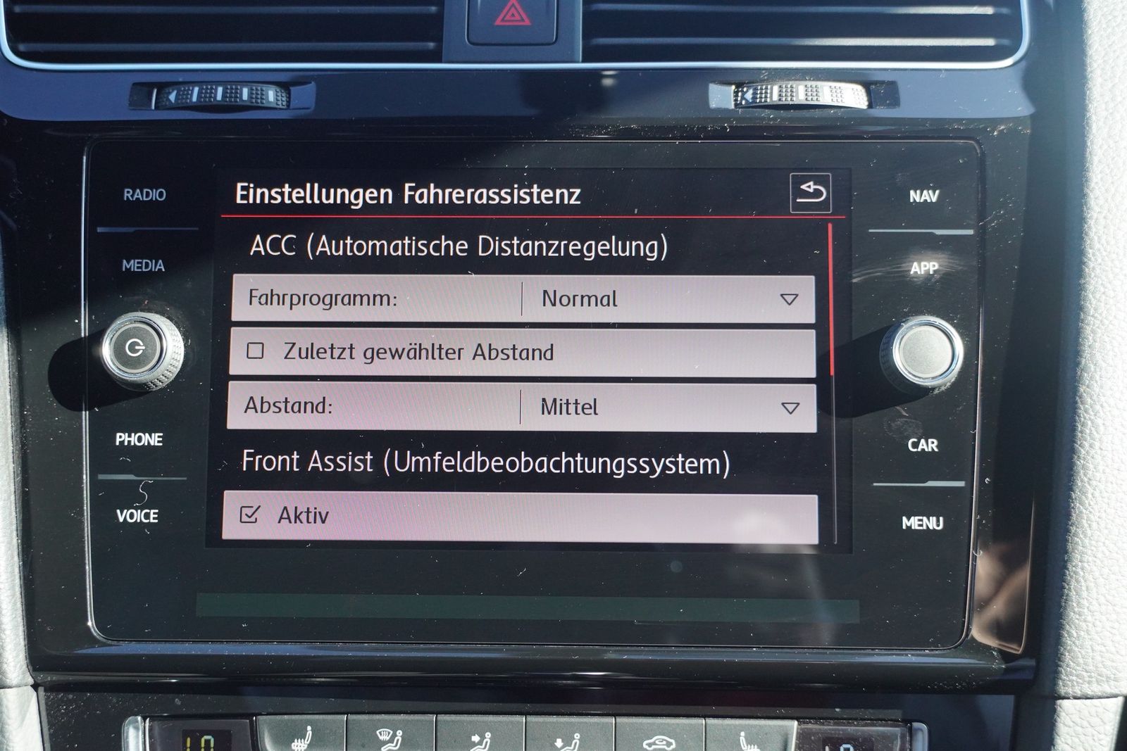 Volkswagen Golf VII 2.0 GTI Performance LED Navi ACC Kamera foto 21