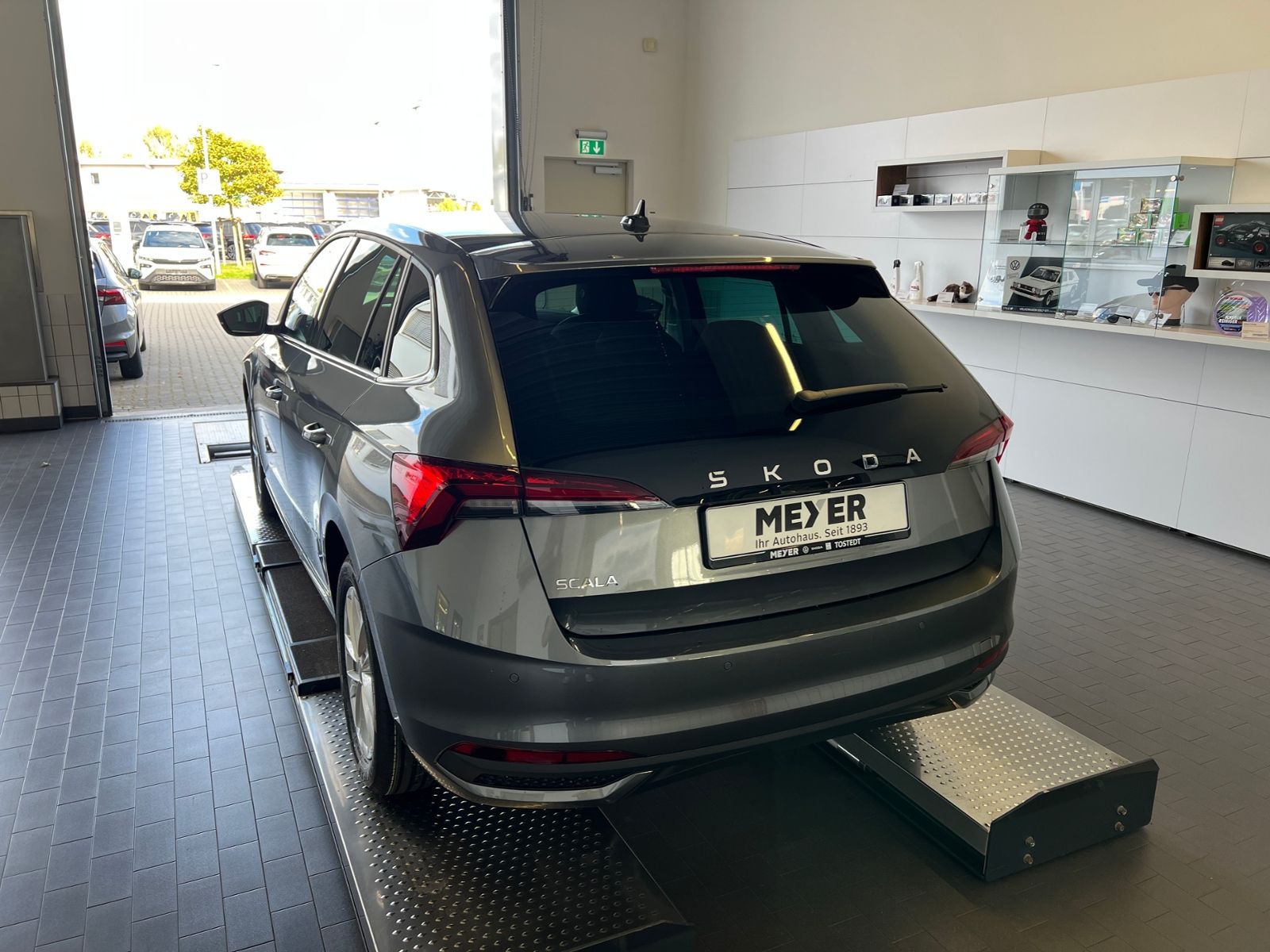 Fahrzeugabbildung SKODA Scala Selection 1.0 TSI DSG *AHK, LED, ACC, Kame