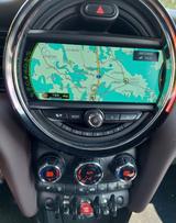MINI Cabrio Cooper S Auto. mit Garantie - MINI Cabrio Serie mit Benzin-Antrieb: Automatik