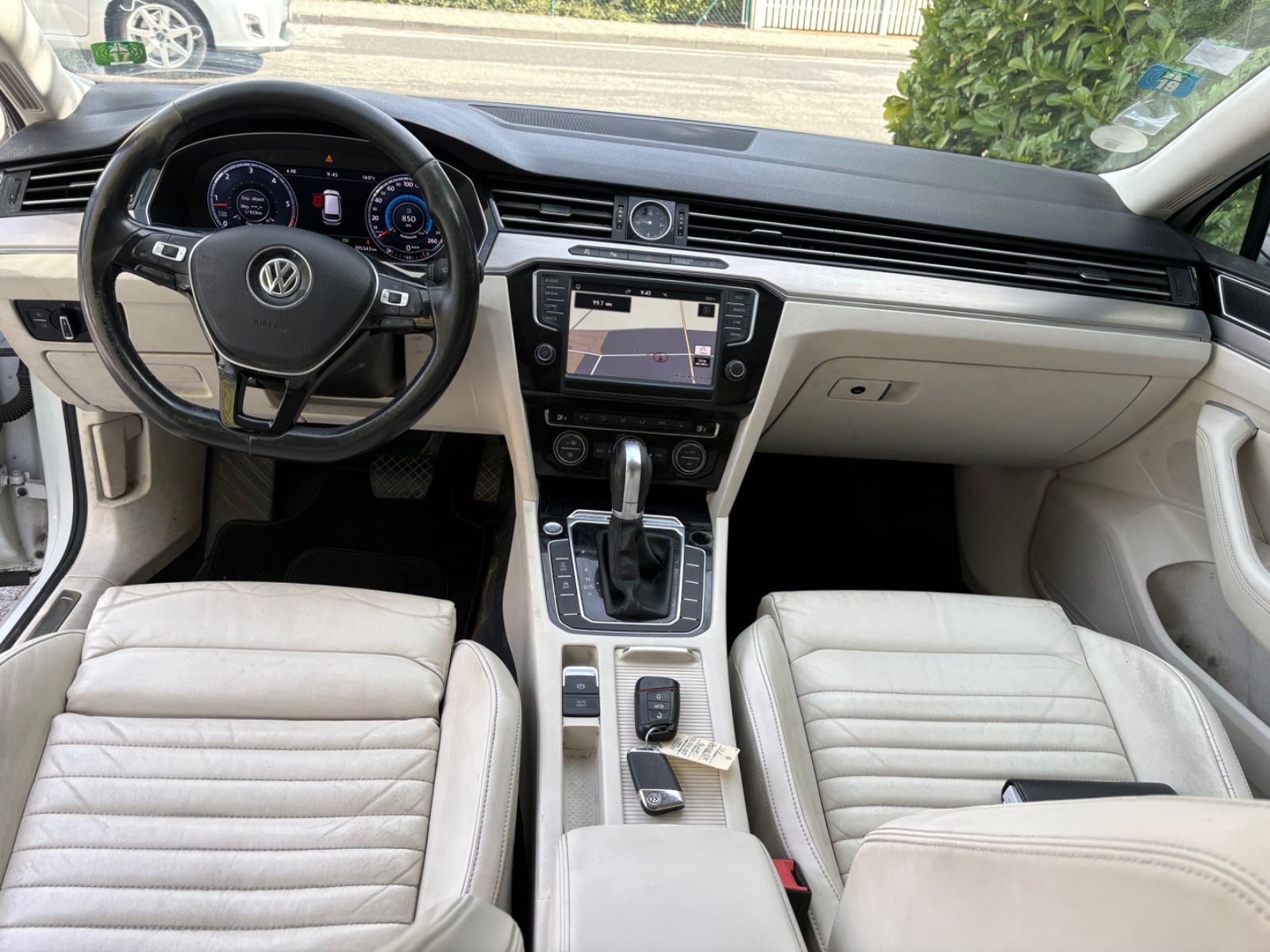 VW Passat