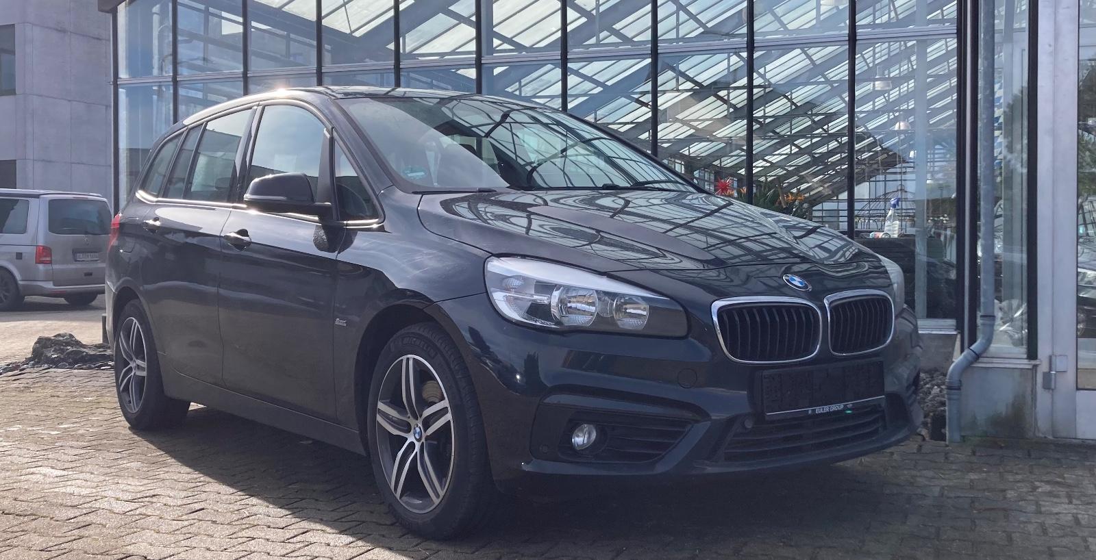 BMW 218d Gran Tourer Sport Line AHK Panorama