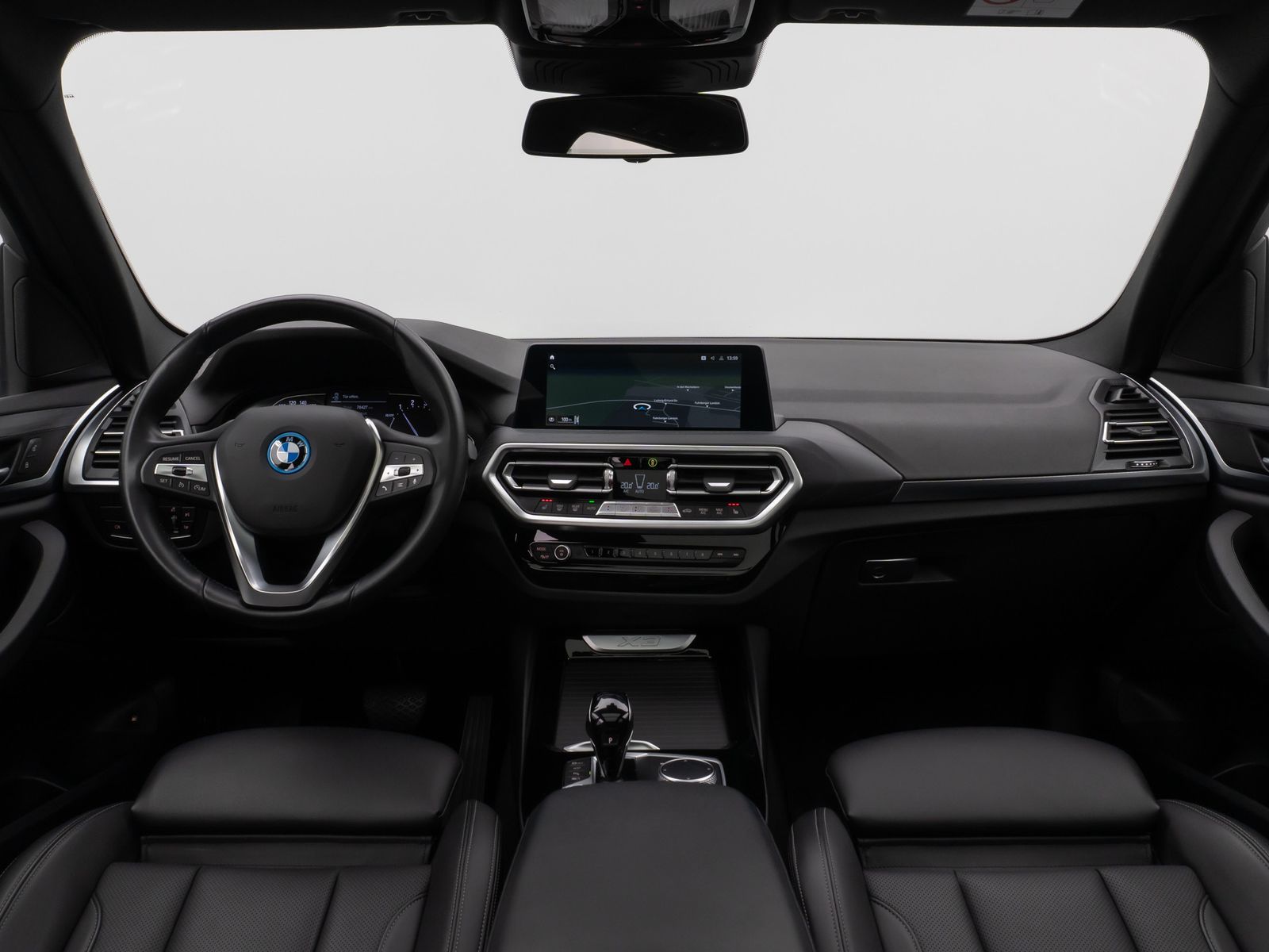 Fahrzeugabbildung BMW X3 xD30e Panorama Laser 360°HUD DAB HiFi Sport