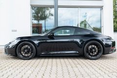 PORSCHE 992.2 Carrera 4 GTS / COUPE / 18 WEGE / LED PORSCHE 992.2 Carrera 4 GTS / COUPE / 18 WEGE / LED