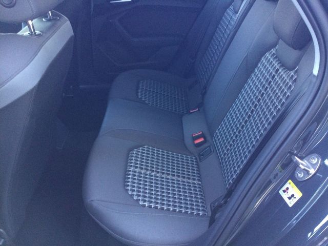 A1 Sportback Advanced 25 TFSI,LED,Carplay,GRA