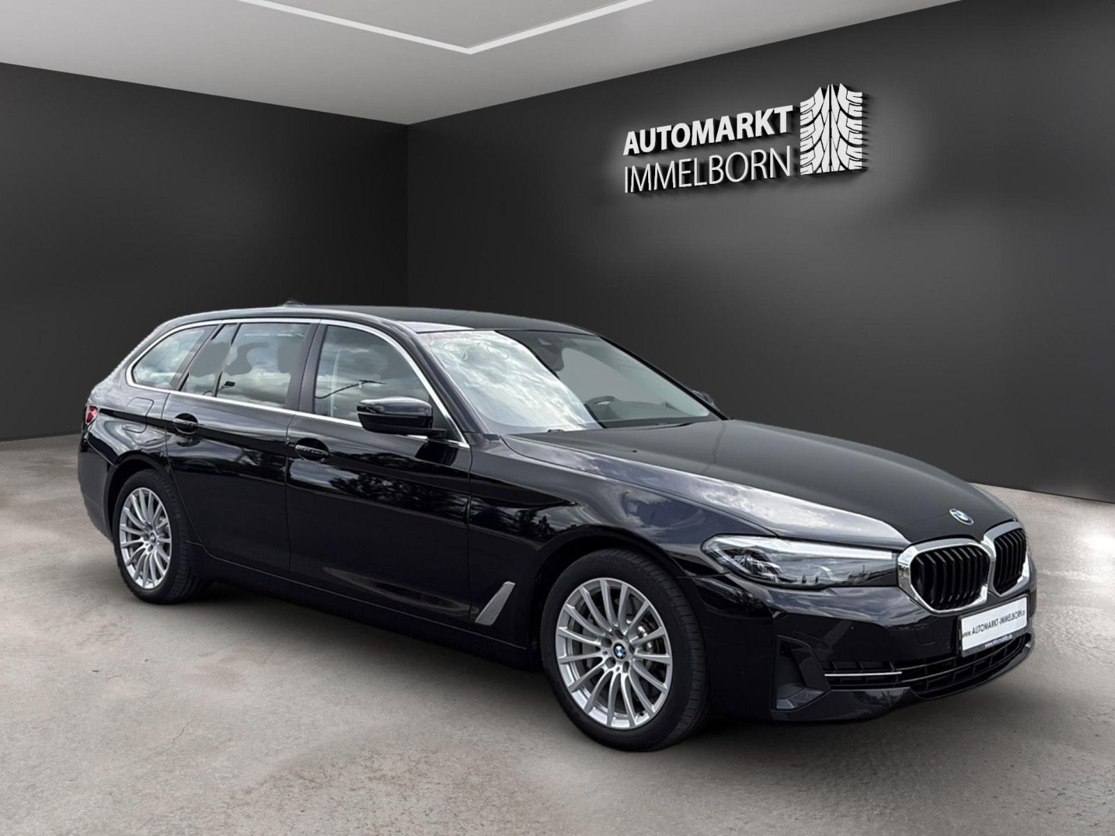 BMW 530 e AHK*VollLeder*LED*LivecP*NaviTouch*DAB*18