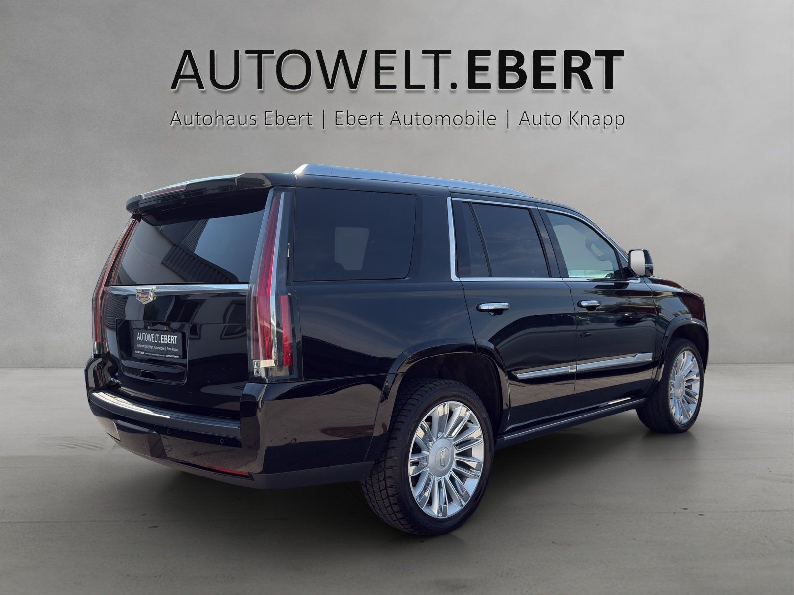 Fahrzeugabbildung Cadillac Escalade 6.2 V8 Platinum/GSD/BOSE/HUD/360°CAM/