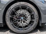 BMW M4 Competition Coupé M Sport HUD 360°KAM RFK LM - BMW M4 in Düsseldorf