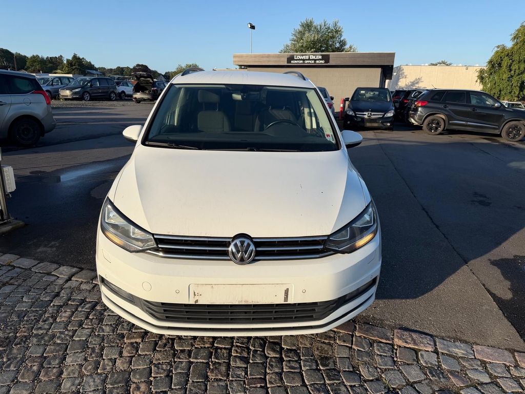 Image of Volkswagen Touran