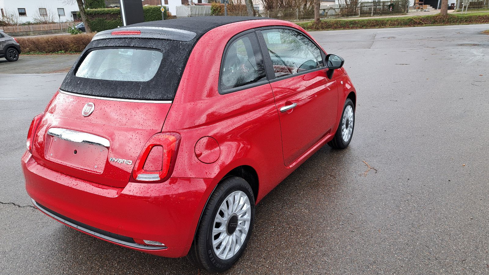 Fahrzeugabbildung Fiat 500C Hybrid Cabrio